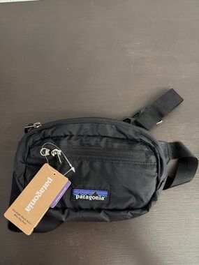 Patagonia Ultralight Black Hole Mini Hip Pack - NWT